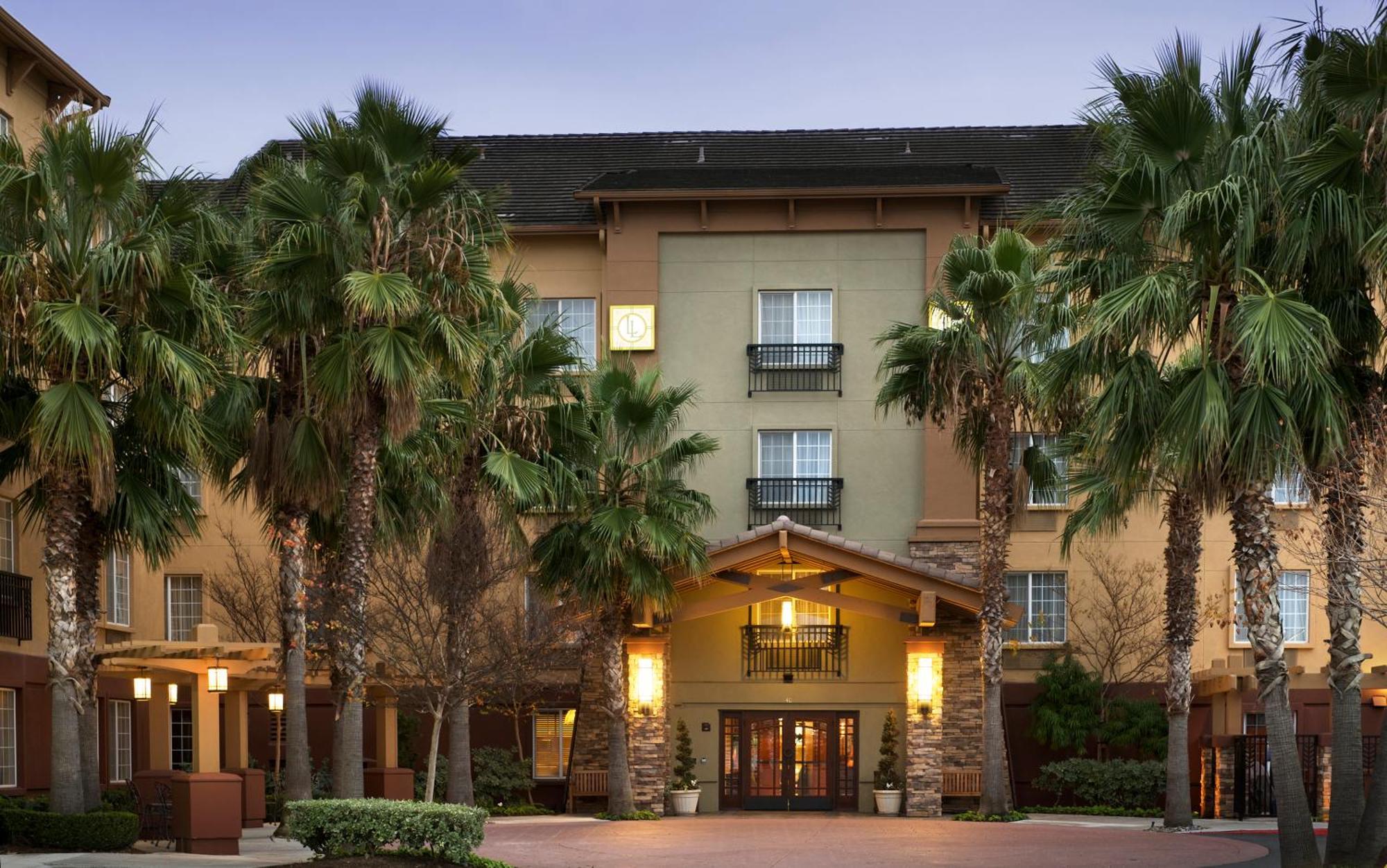 Larkspur Landing Extended Stay Suites Bellevue Exteriör bild